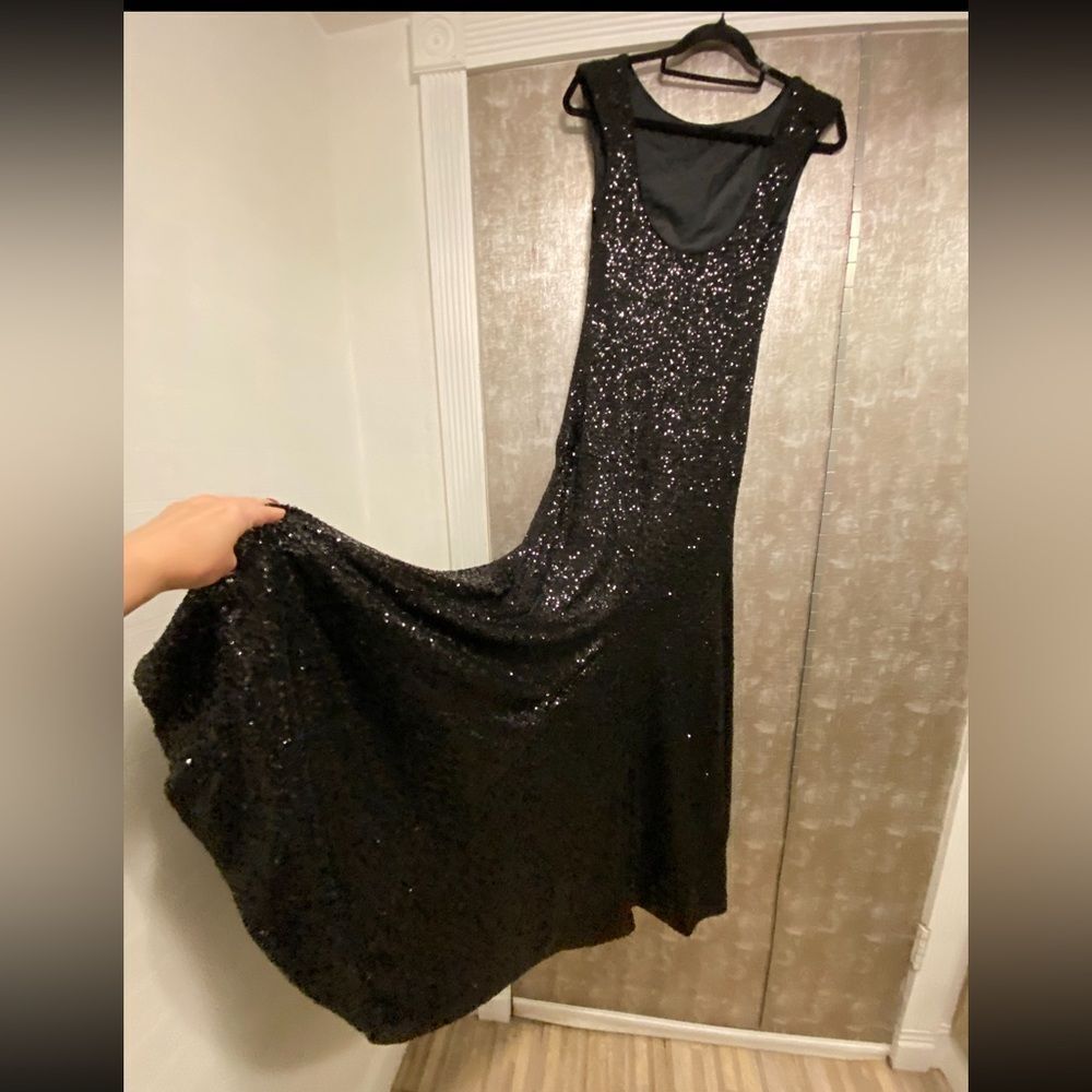 Pearl by Georgina Chapman Black Sequin Embellished Backless Gown, US0
